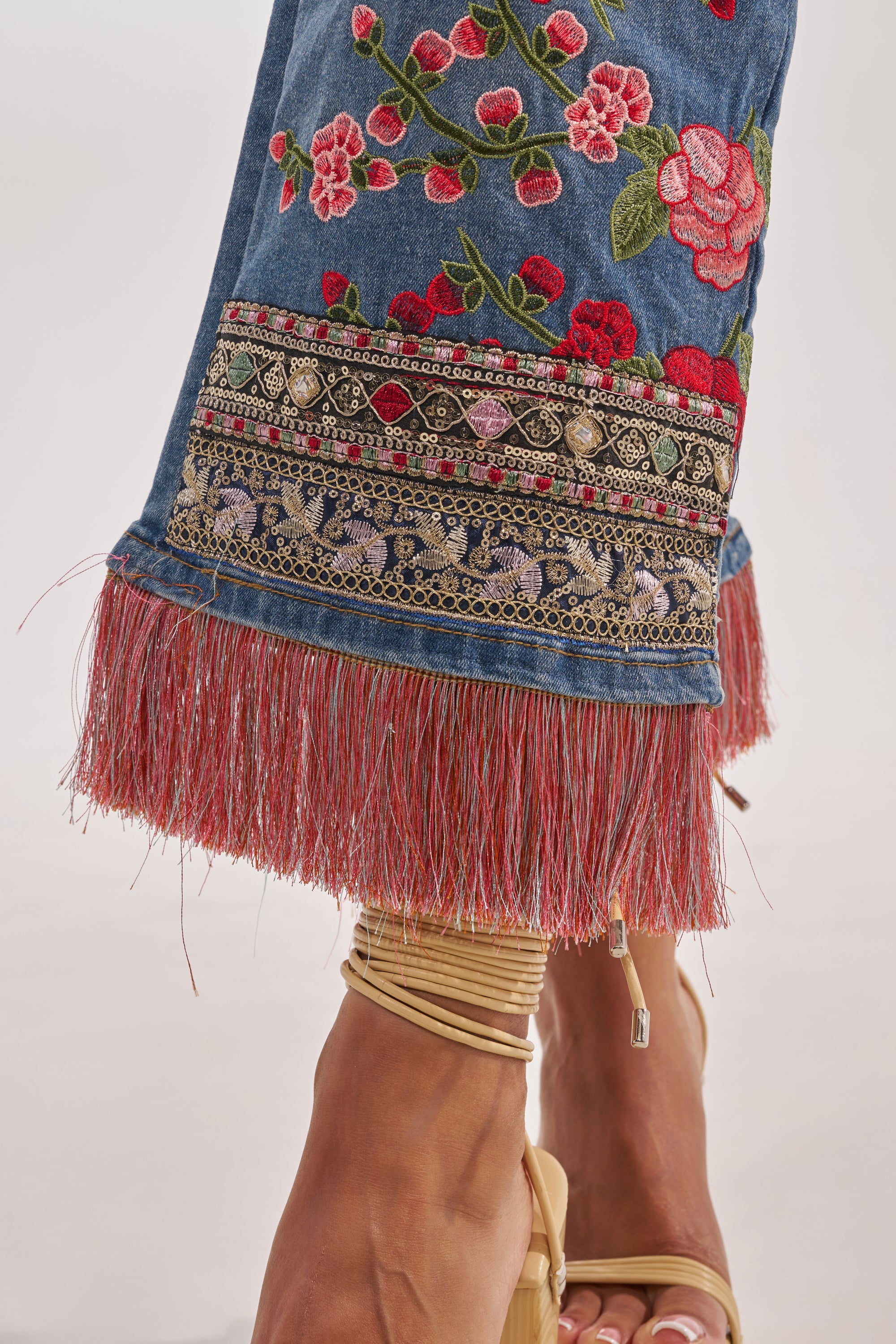 FLORAL FOR DAYS STRAIGHT LEG DENIM