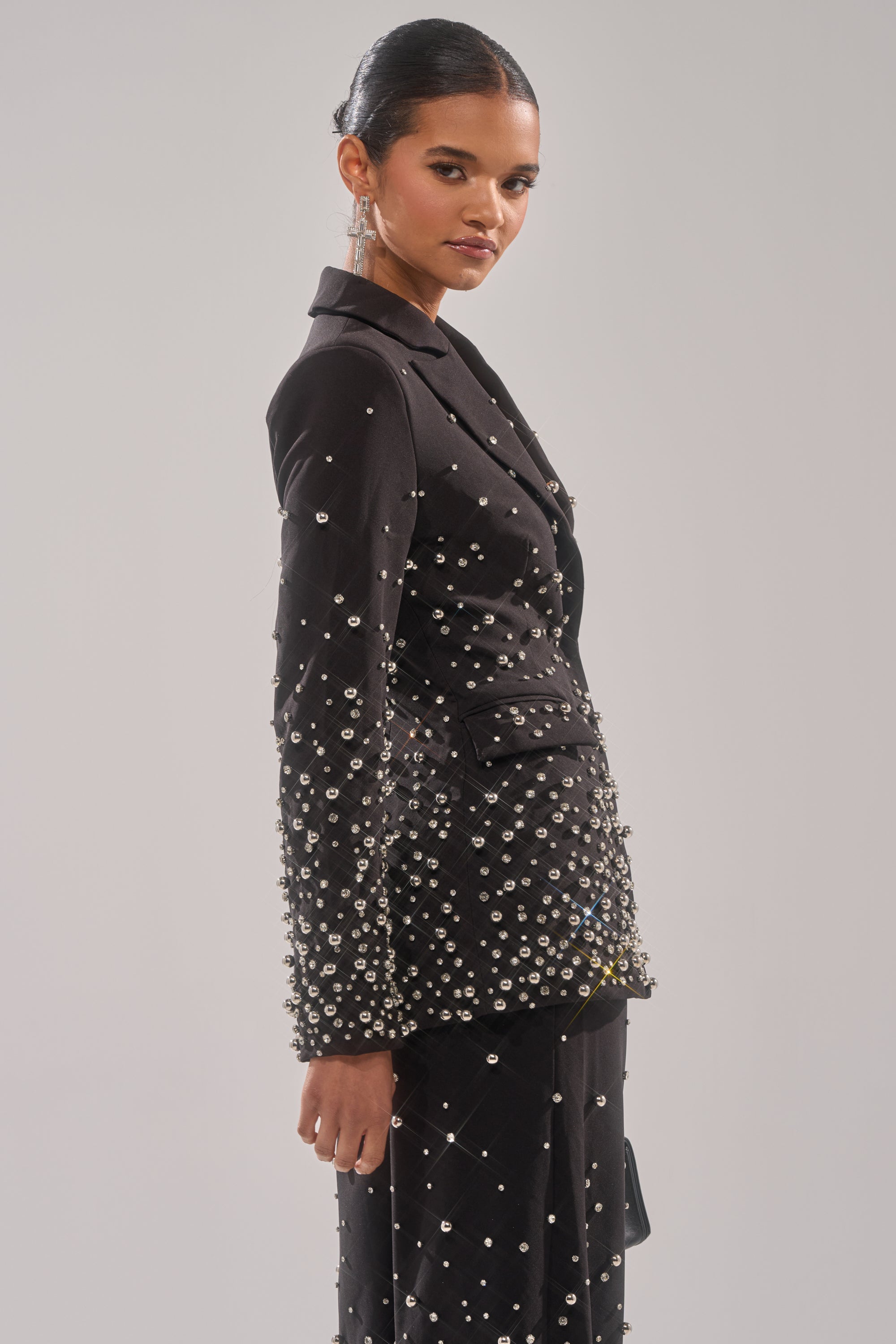 GET CLOSER EMBELLISHED BLAZER
