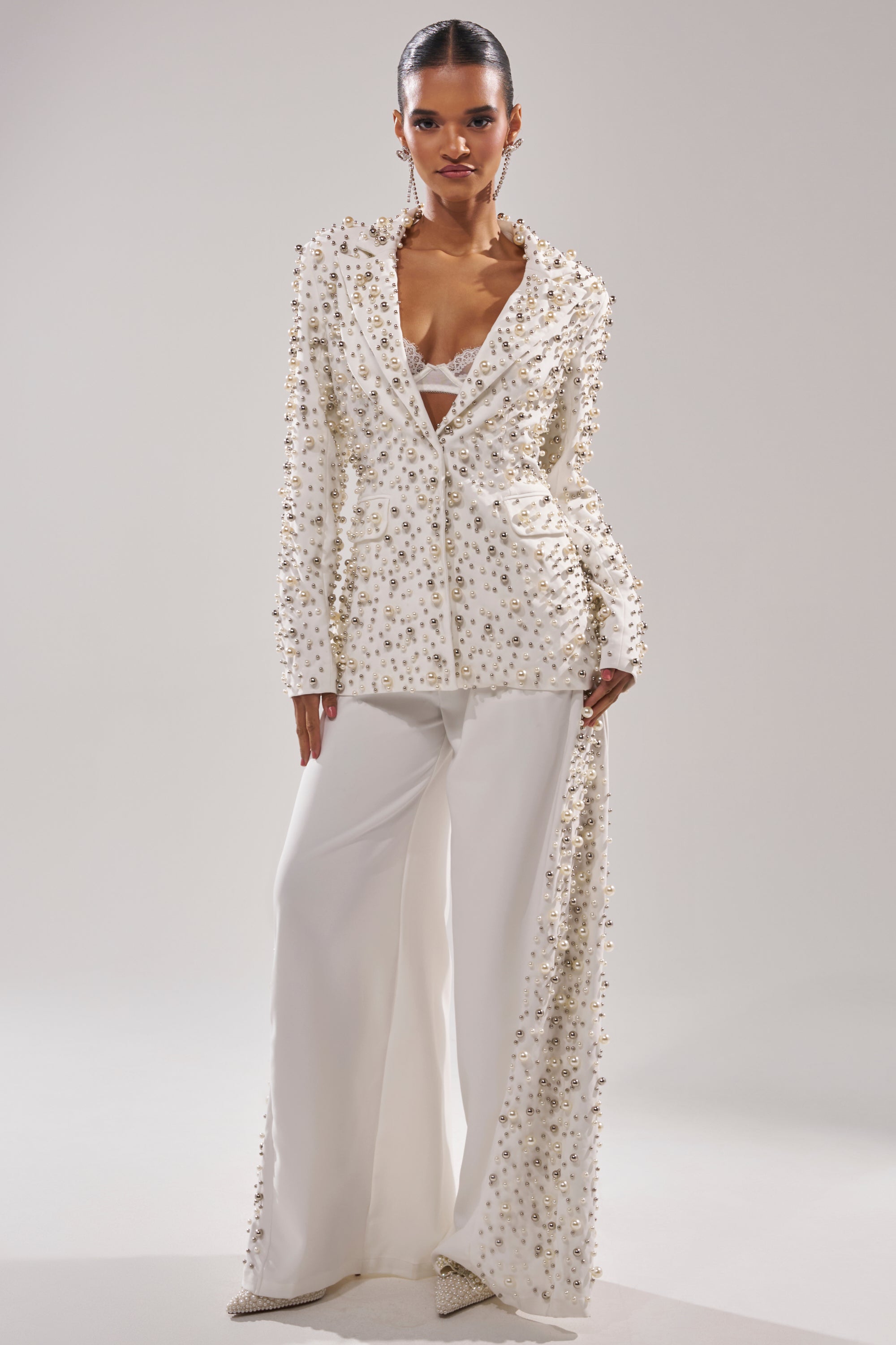 KEEP IT GOING EMBELLISHED BLAZER