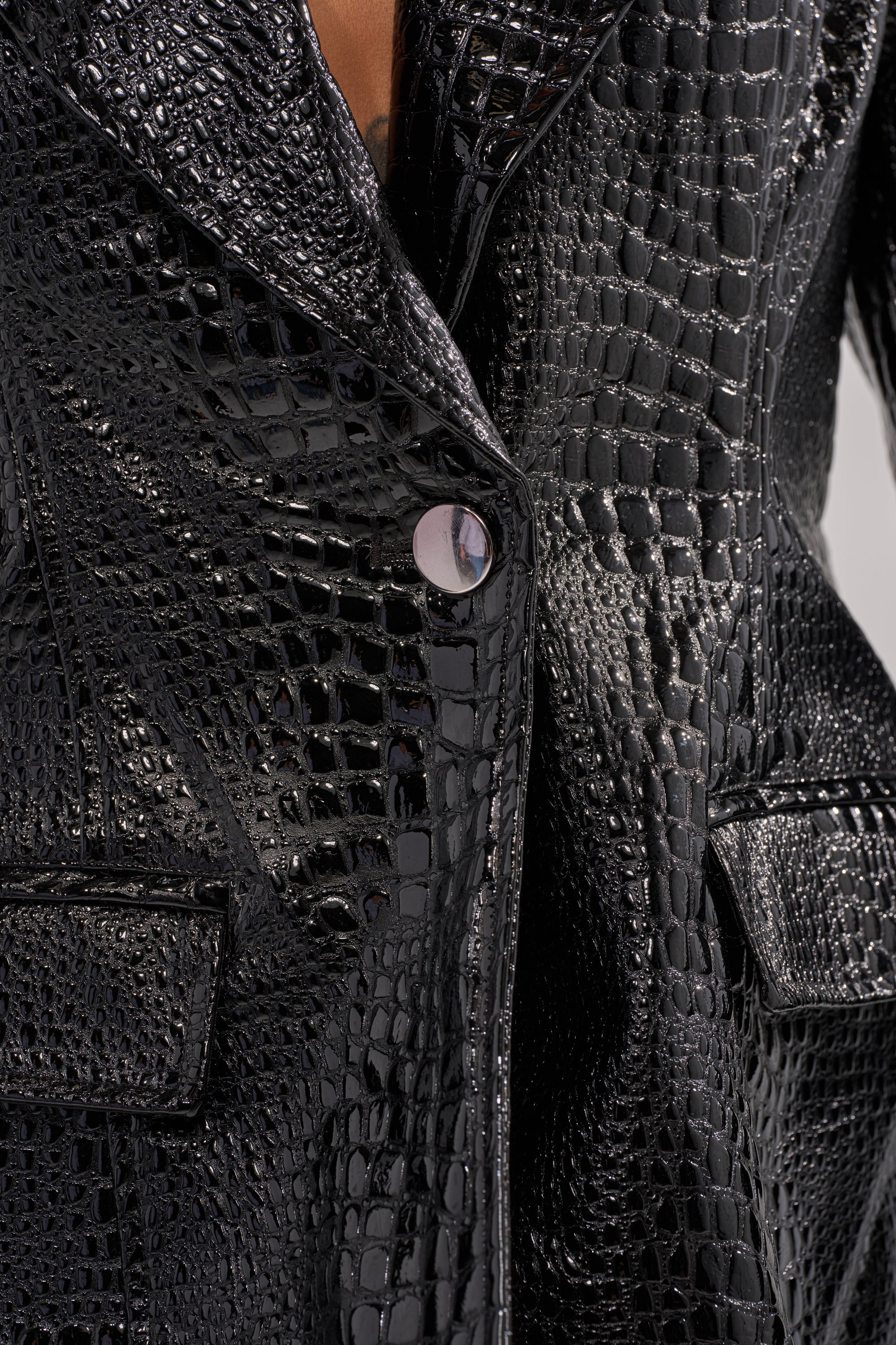 FOR THE DRAMA CROC BLAZER