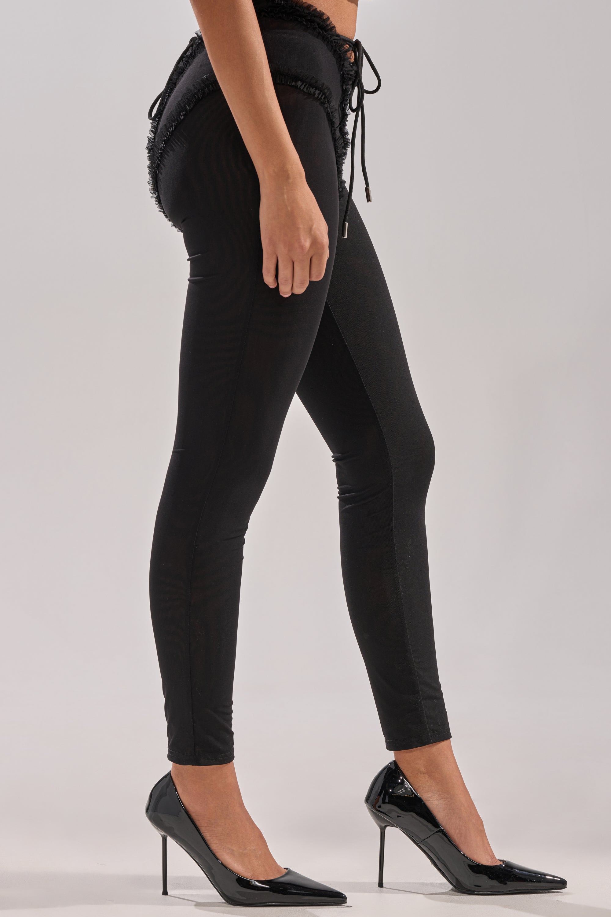 KELLY MESH LACE UP LEGGING