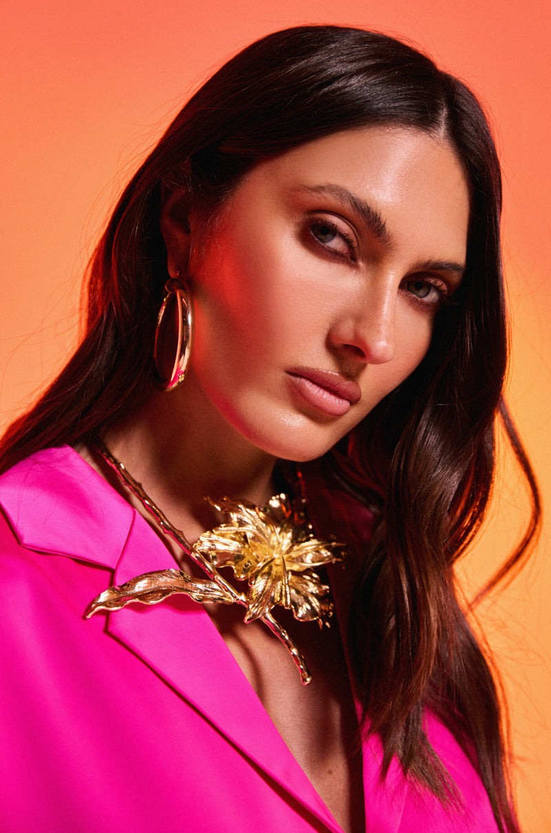 IM THE ONE FLOWER NECKLACE
