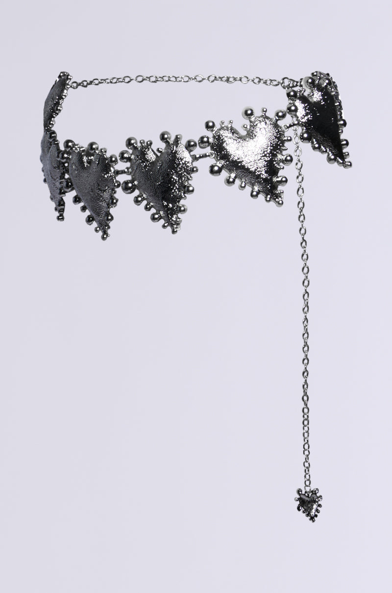 HOLD MY HEART METAL CHAIN BELT
