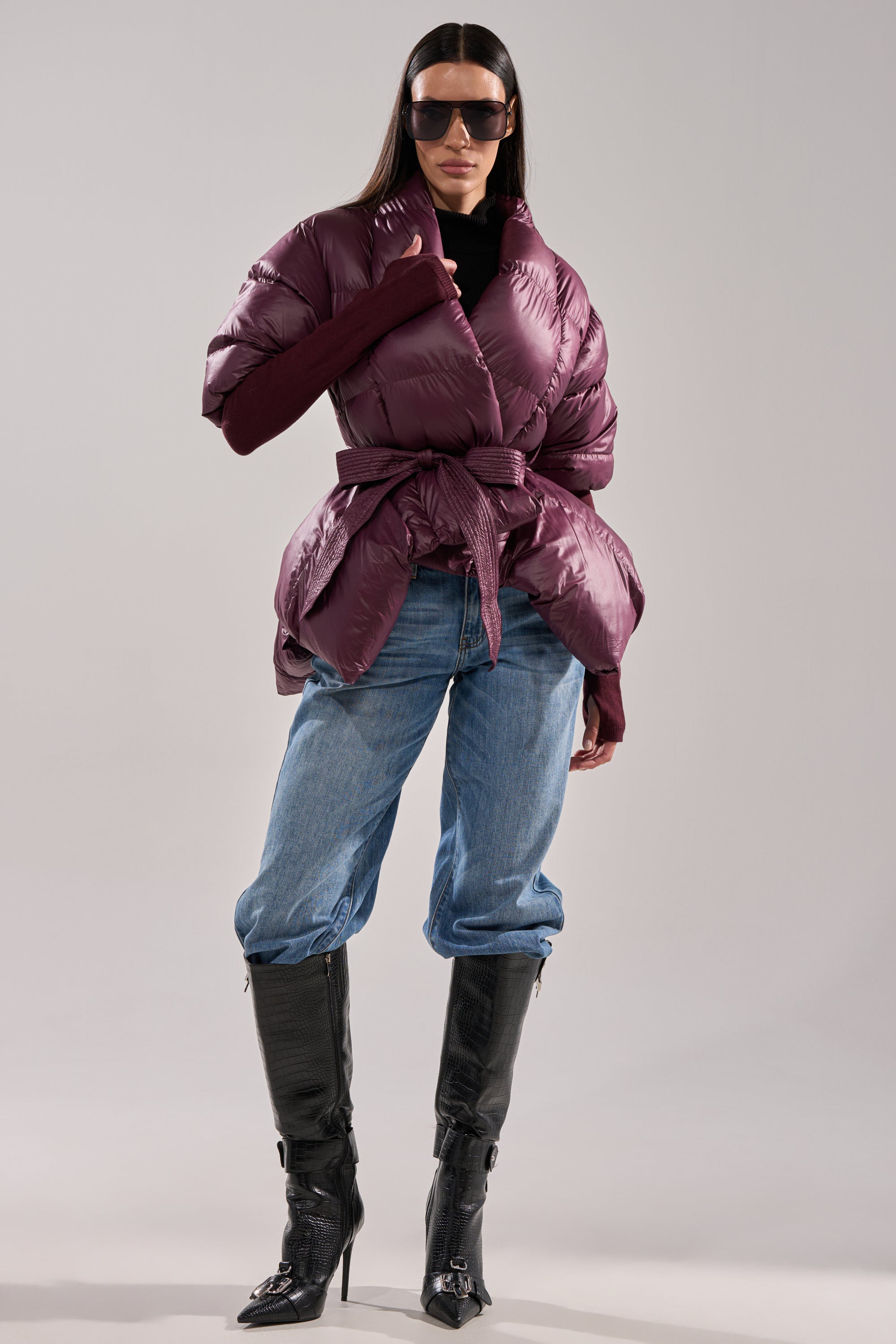 RIB SLEEVE PEPLUM PUFFER IN PURPLE