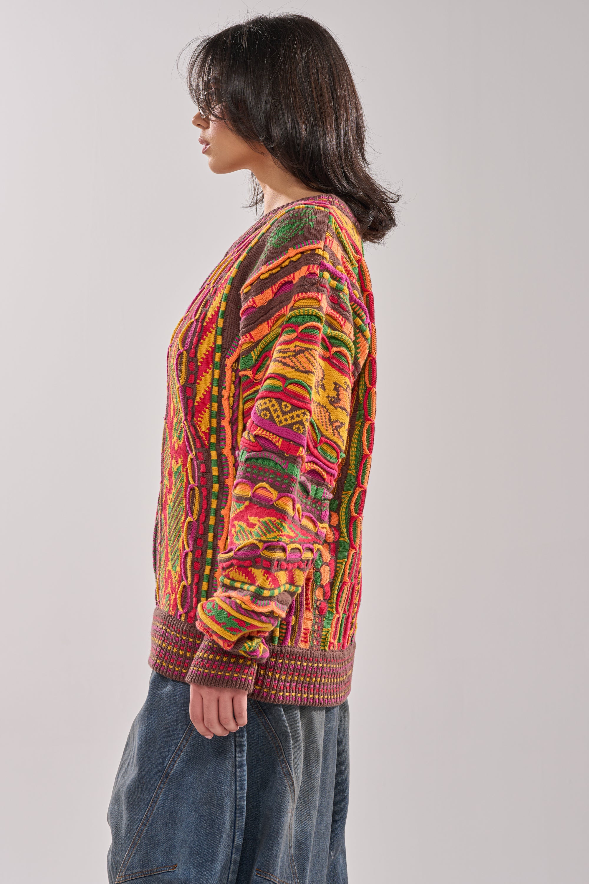 THROWBACK SPECIAL KNIT SWEATER