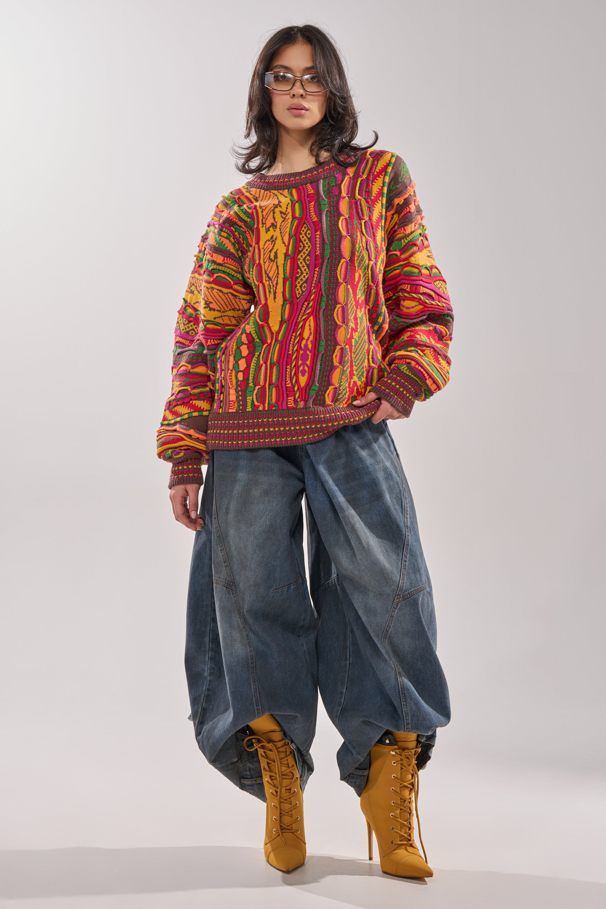 THROWBACK SPECIAL KNIT SWEATER