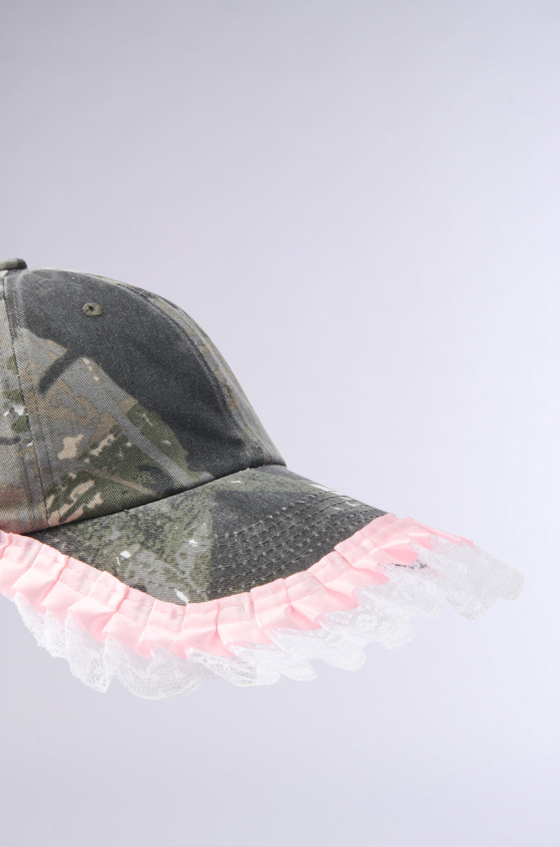 GIRLY VIBES CAMO HAT