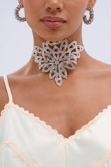 MY LIFE IS ART CHOKER