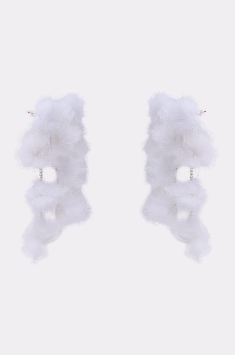 SNOW PRINCESS EARRING