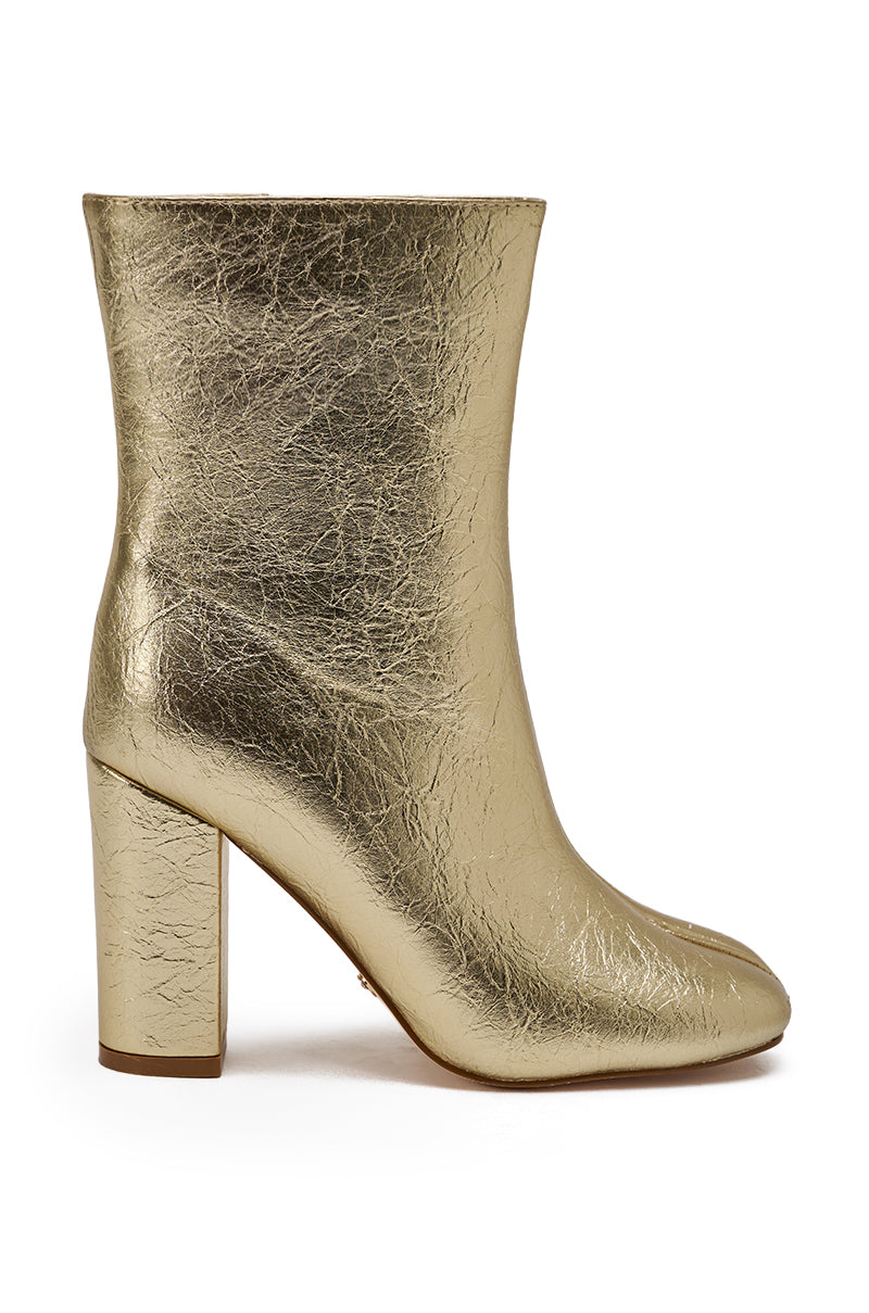 AZALEA WANG BILHA GOLD SPLIT TOE CHUNKY BOOTIE