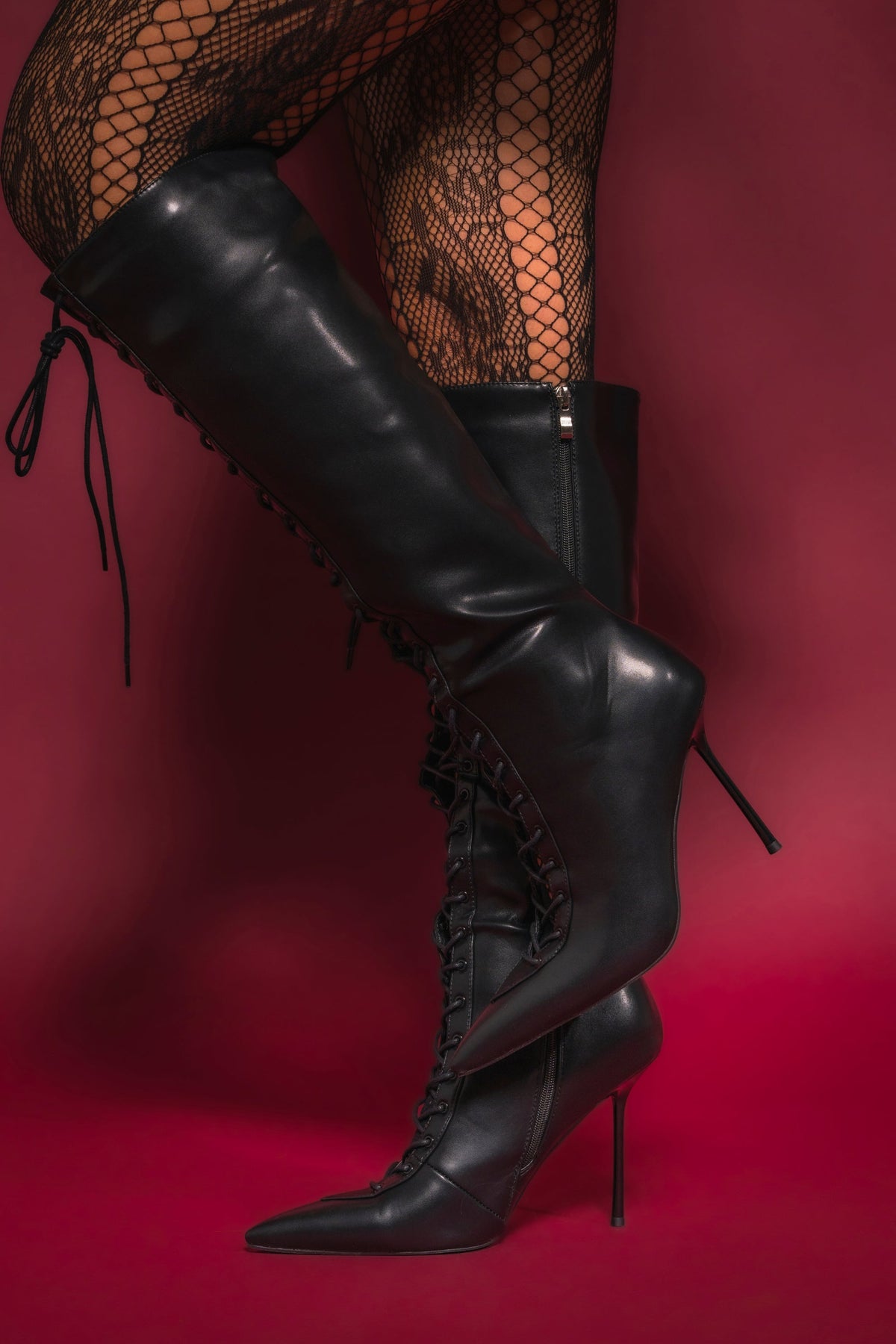 AZALEA WANG BUCHANAN LACE UP BOOT IN BLACK
