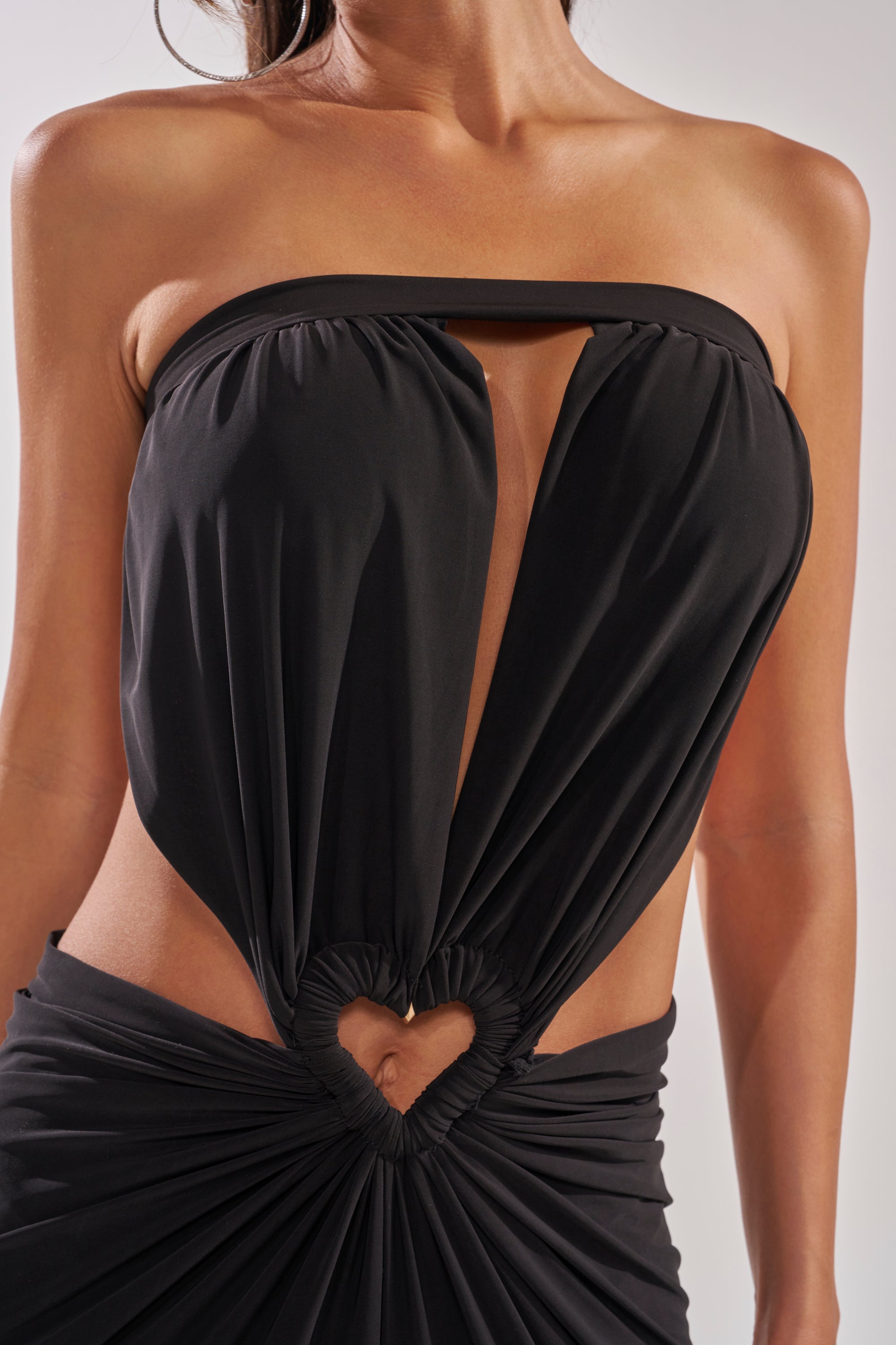 DONT BREAK MY HEART STRAPLESS MAXI DRESS