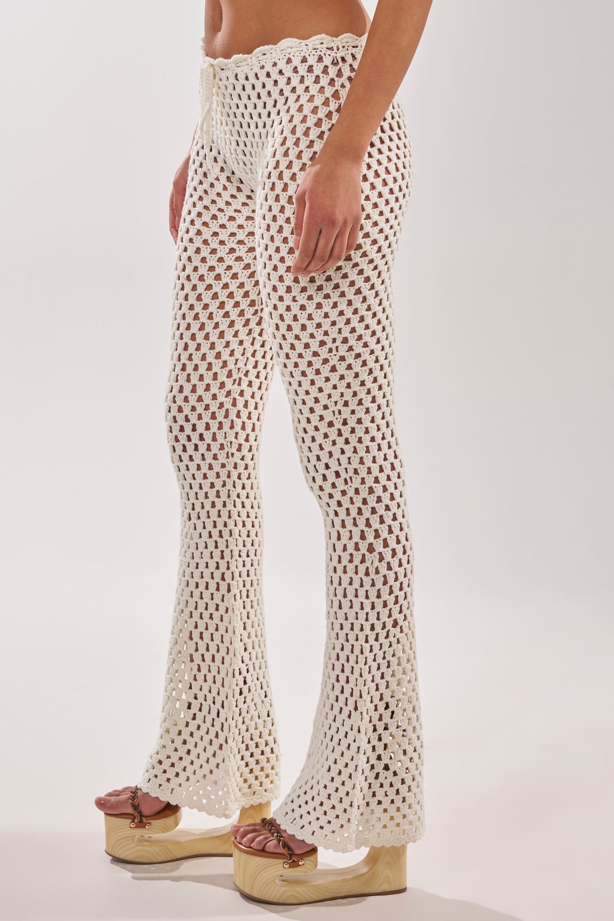 BEACH VIBES CROCHET FLARED PANT