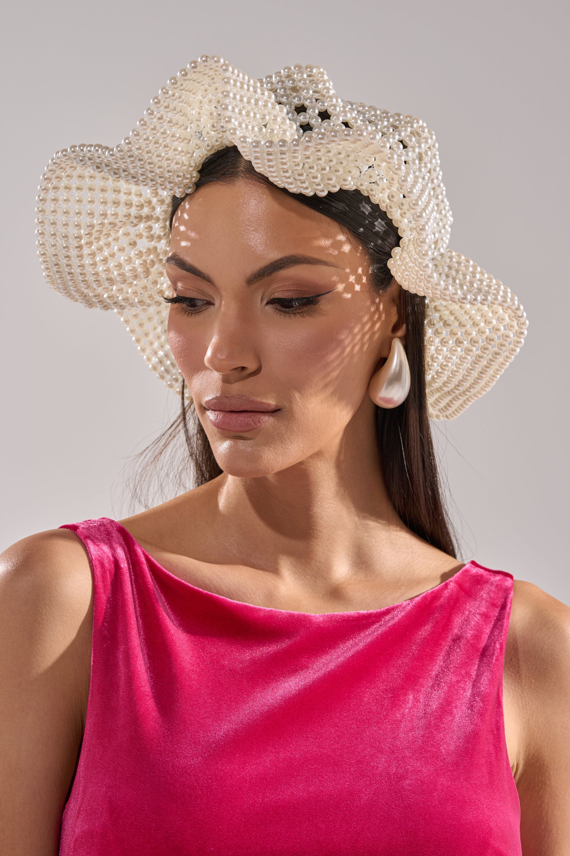 PEARL DREAMS BUCKET HAT