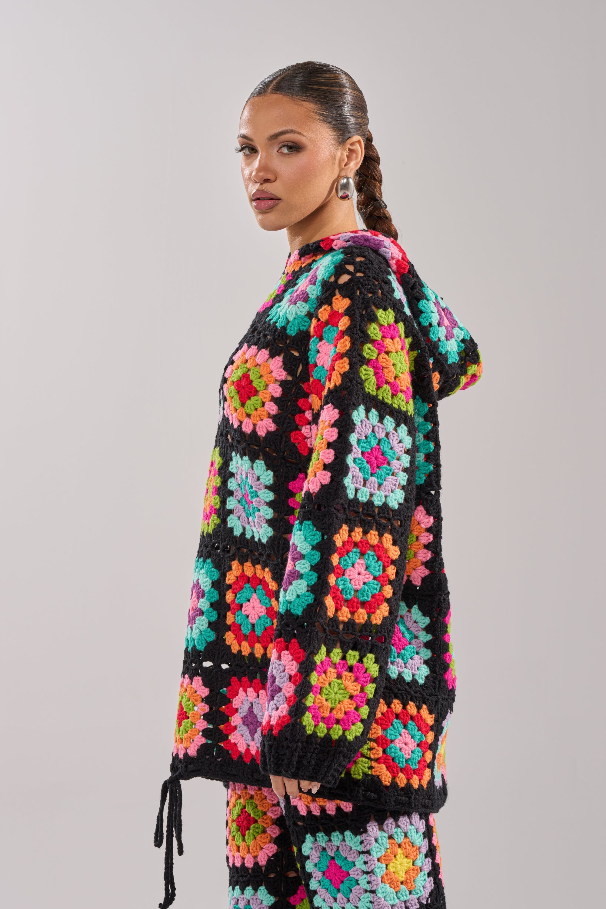 FESTIVAL GIRLY OVERSIZED CROCHET SWEATSHIRT IN MULTI