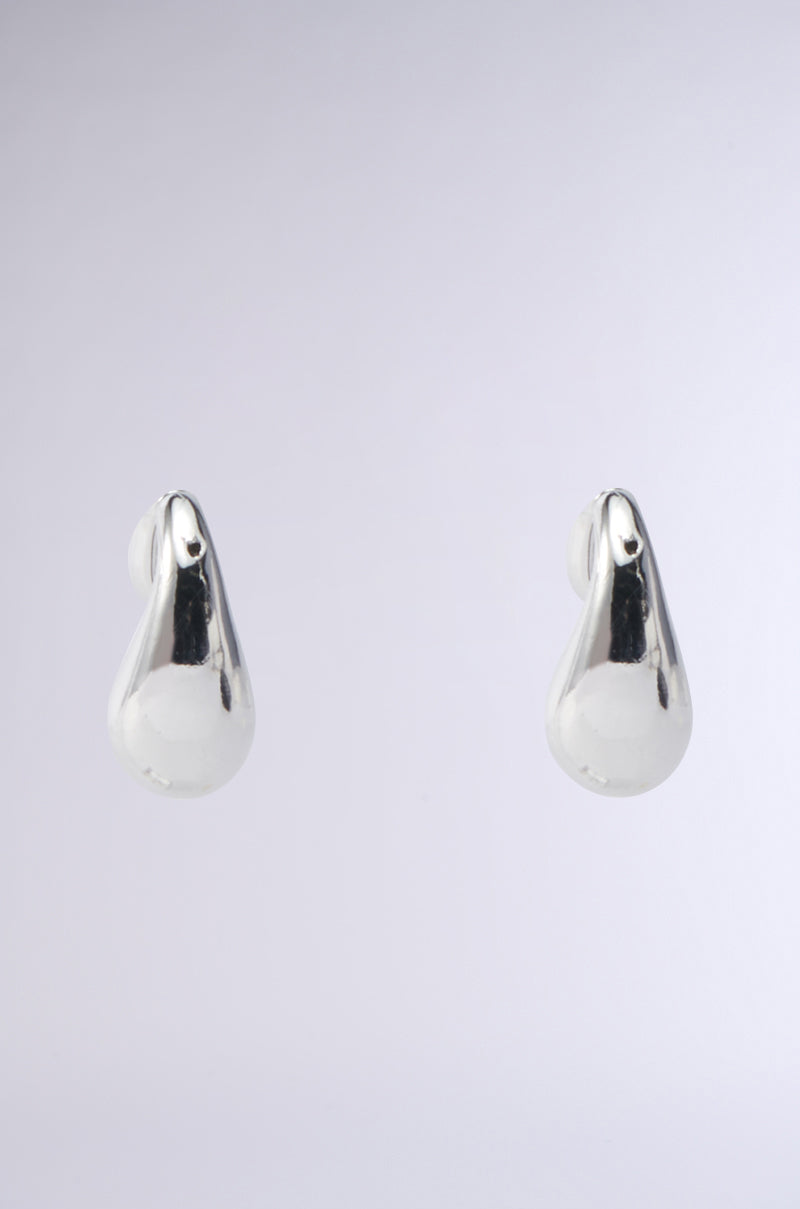 HOT GIRL EARRING