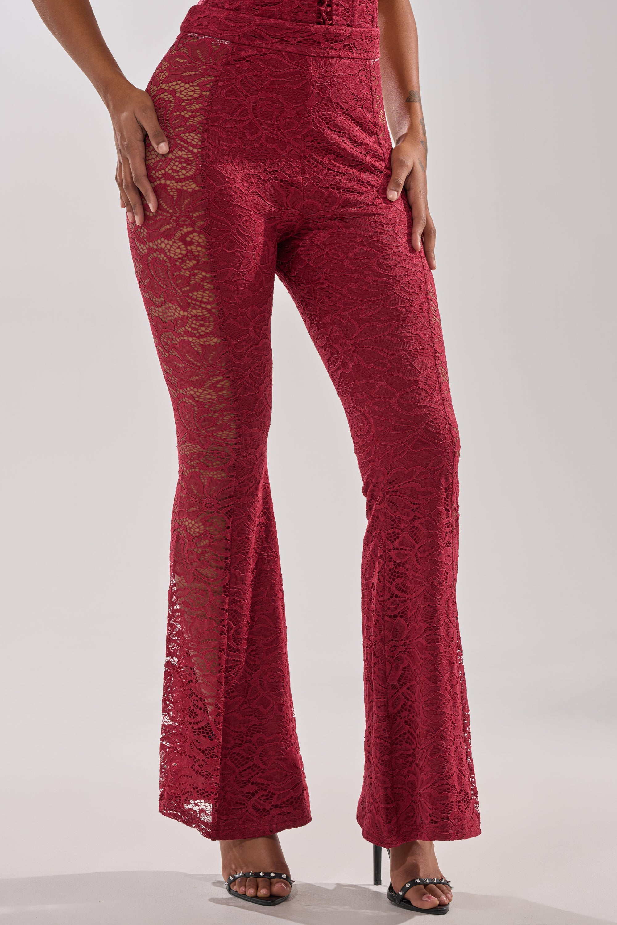 LOVE BOMB LACE PANT