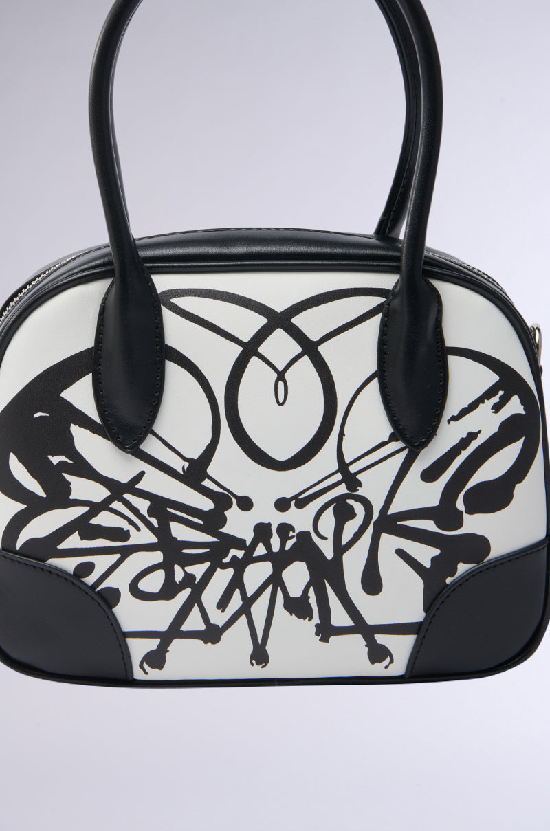 LIFE IN B&W PRINTED PURSE