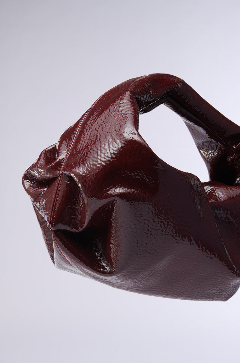 LEATHER LOVIN' PU PURSE IN BURGUNDY