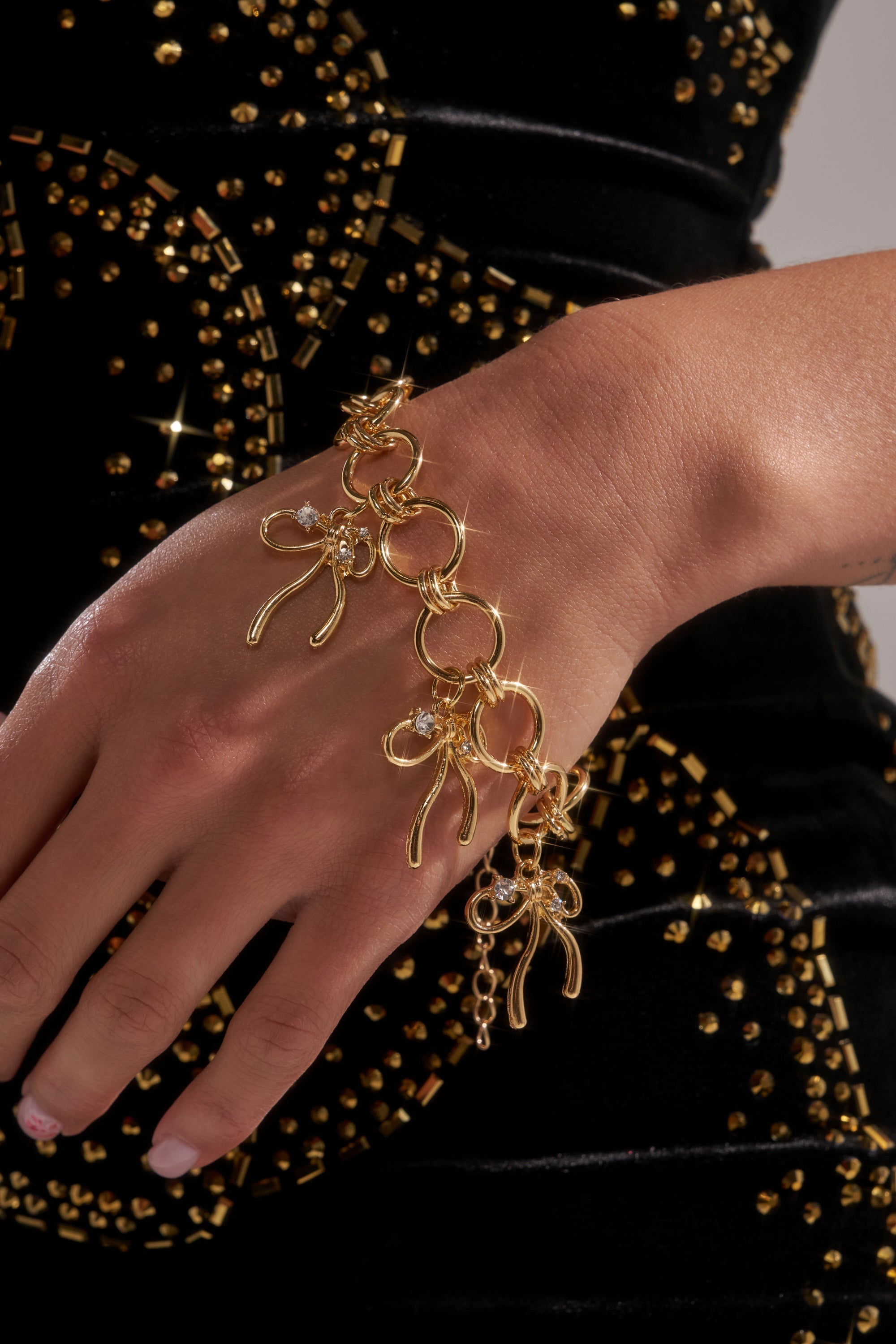 BOW TIME CHARM BRACELET
