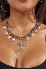TRINA NECKLACE