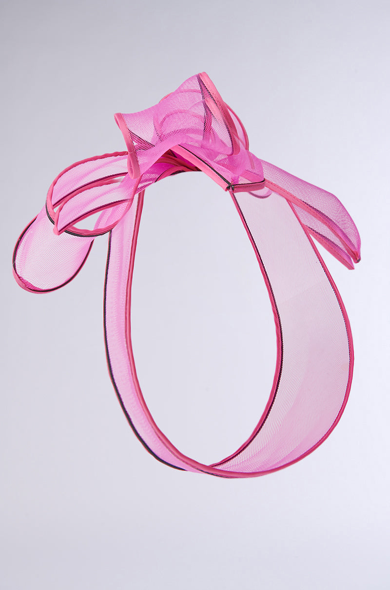 TO THE RACES FASCINATOR IN PINK