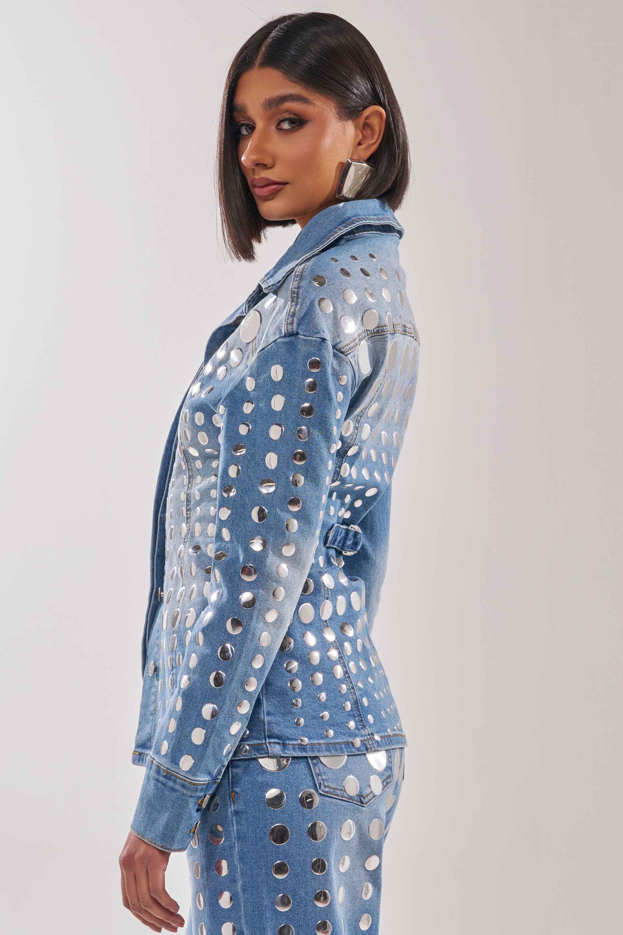 STUDS EVERYWHERE BUTTON DOWN