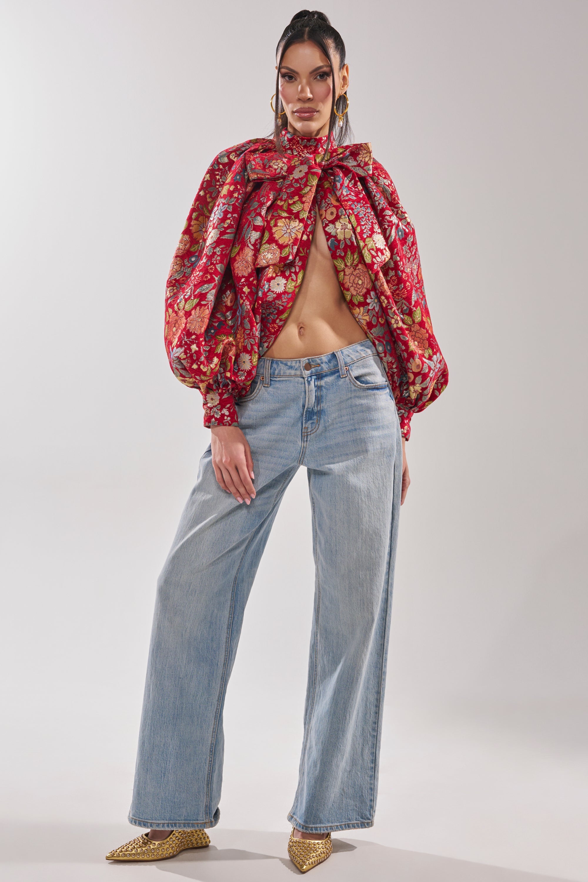 ETHEREAL FLORAL PUFF SLEEVE BROCADE TOP