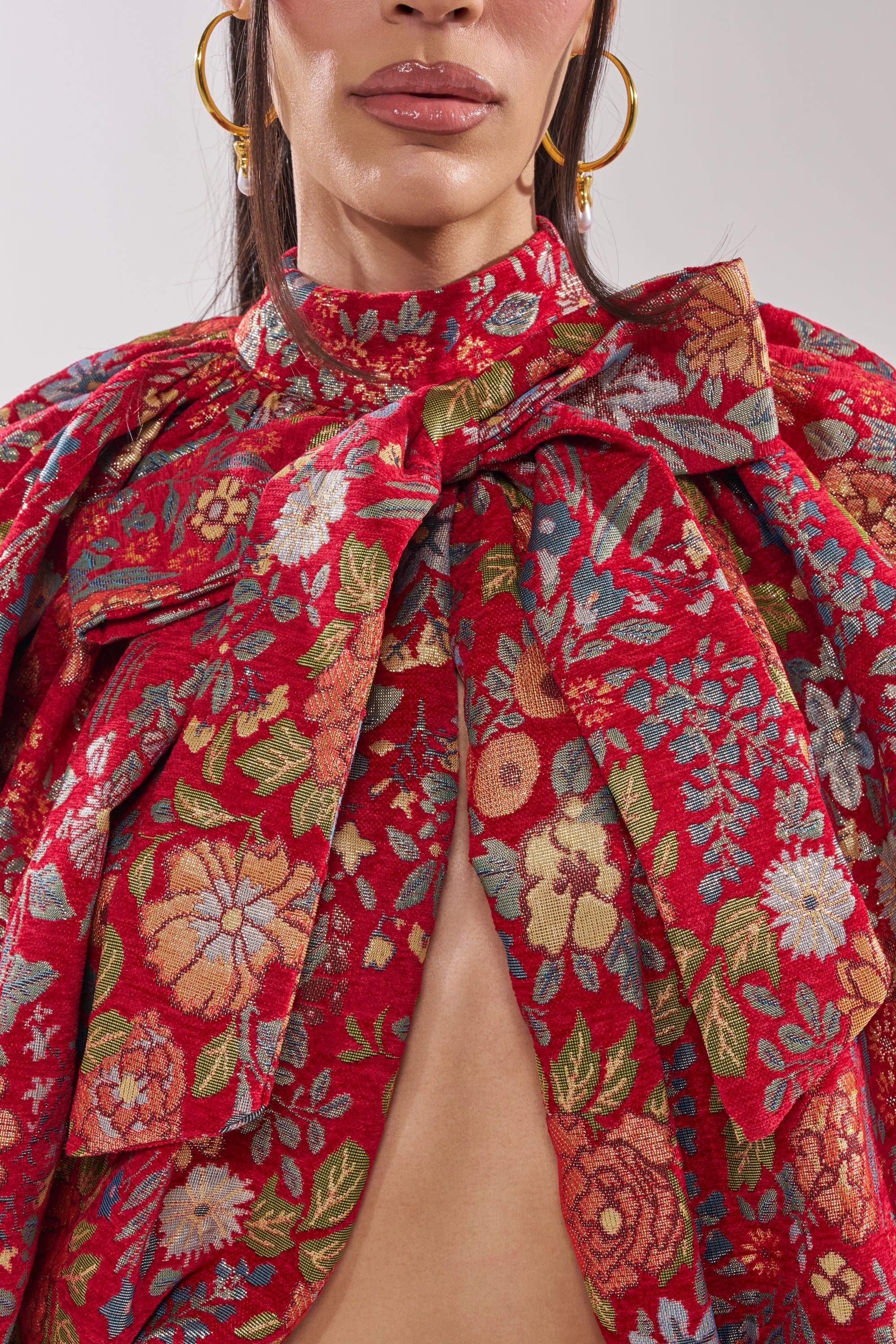 ETHEREAL FLORAL PUFF SLEEVE BROCADE TOP