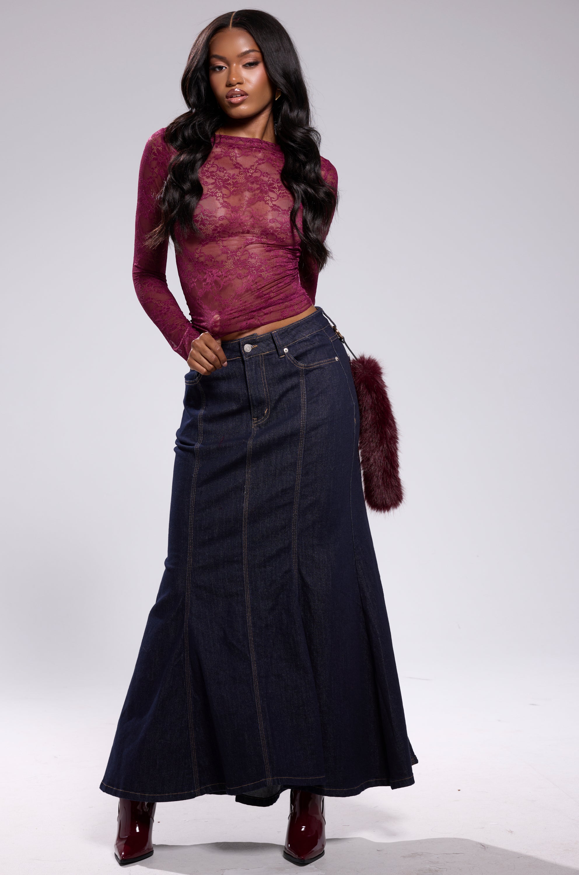 ESSENTIAL LACE LONG SLEEVE TOP IN PLUM