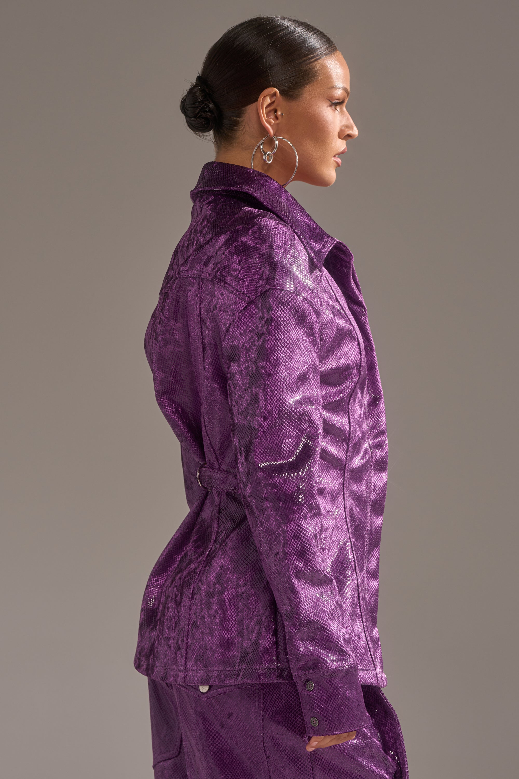 CRAZY TOUCH VELVET BUTTON DOWN
