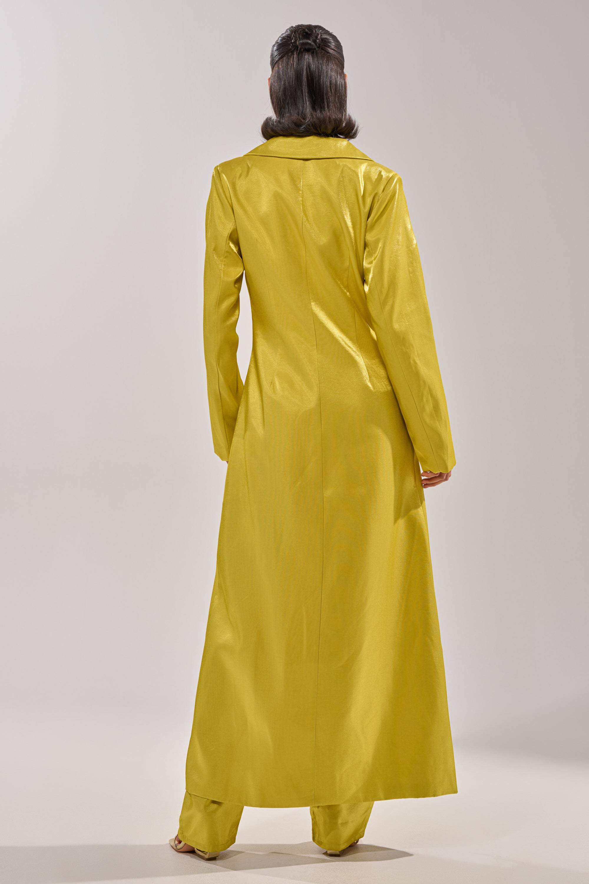 CLEO TRENCH IN CHARTREUSE