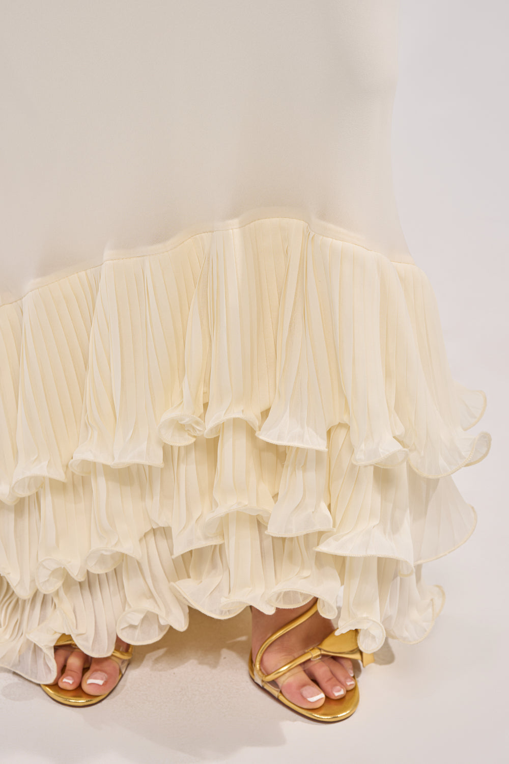 LOVE ME OR LOSE ME RUFFLE MAXI DRESS IN IVORY