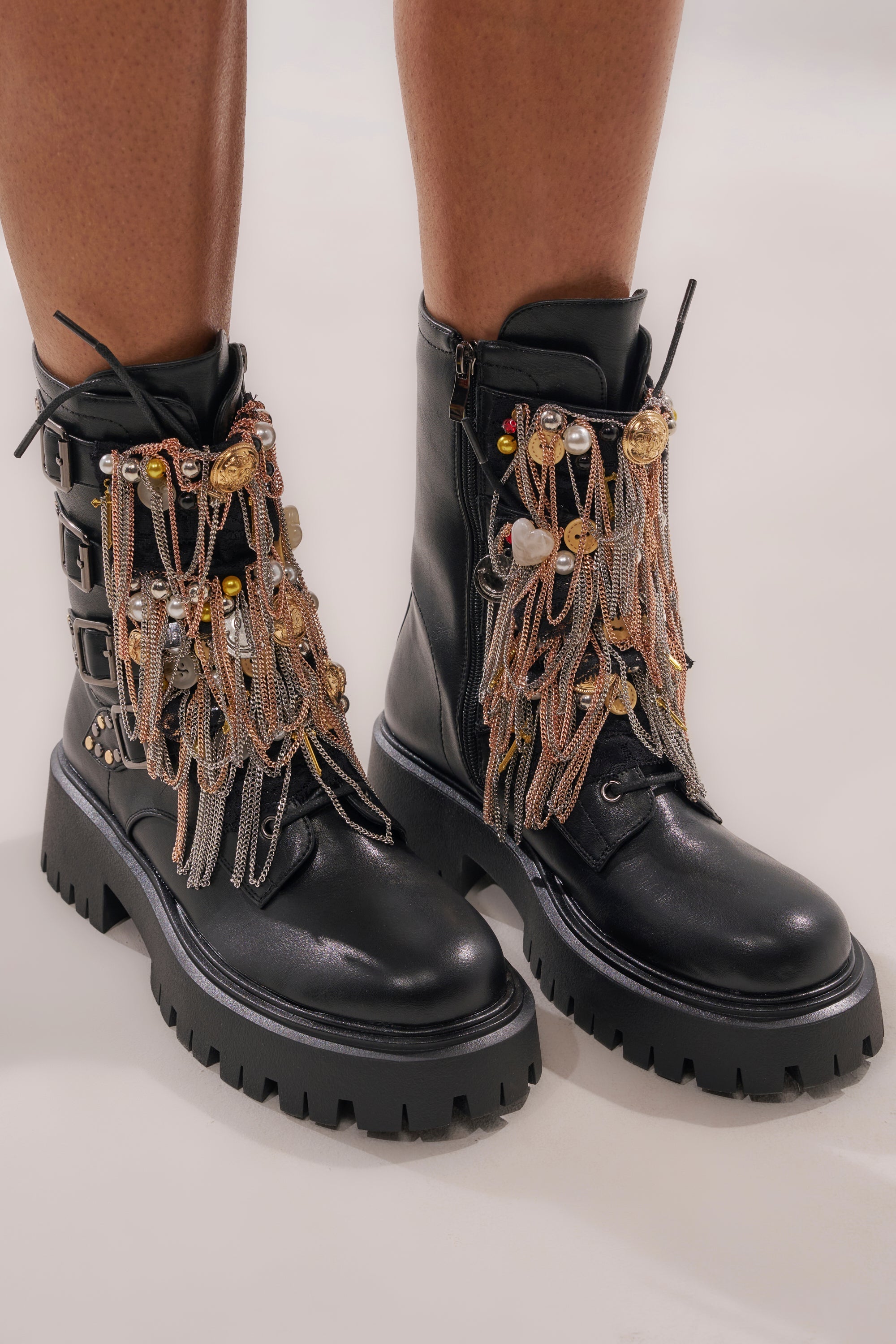 AZALEA WANG MEGUMI BLACK METAL HARDWARE COMBAT BOOTIE