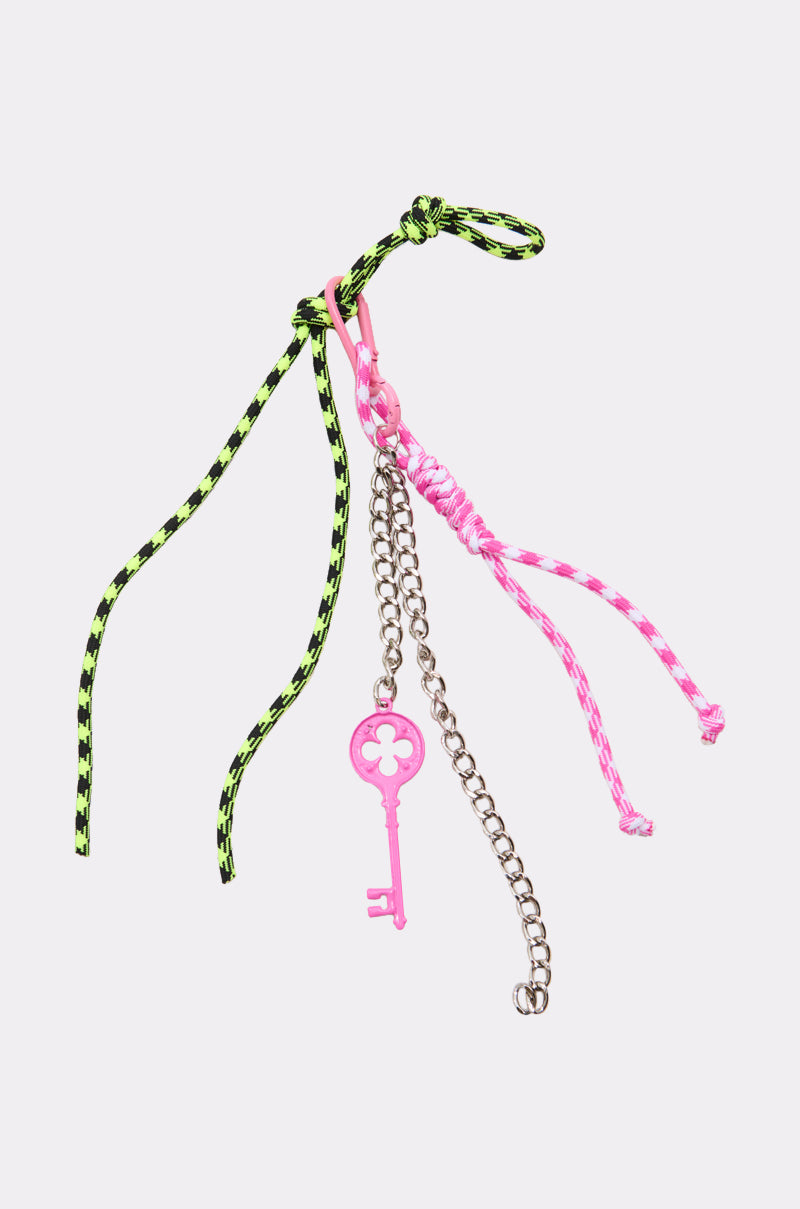 ULTIMATE KEYCHAIN SET