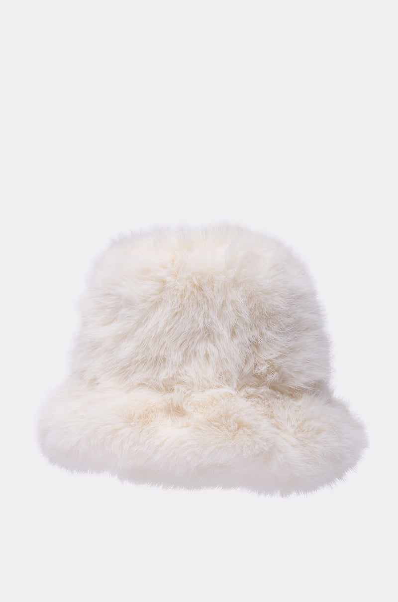 BABY IT'S COLD OUTSIDE FAUX FUR BUCKET HAT IN IVORY