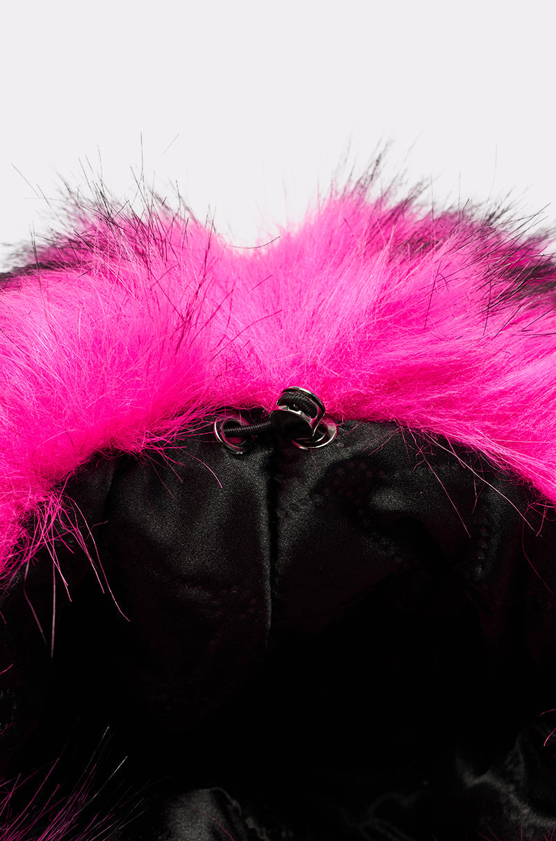 HOTTIE FAUX FUR BUCKET HAT