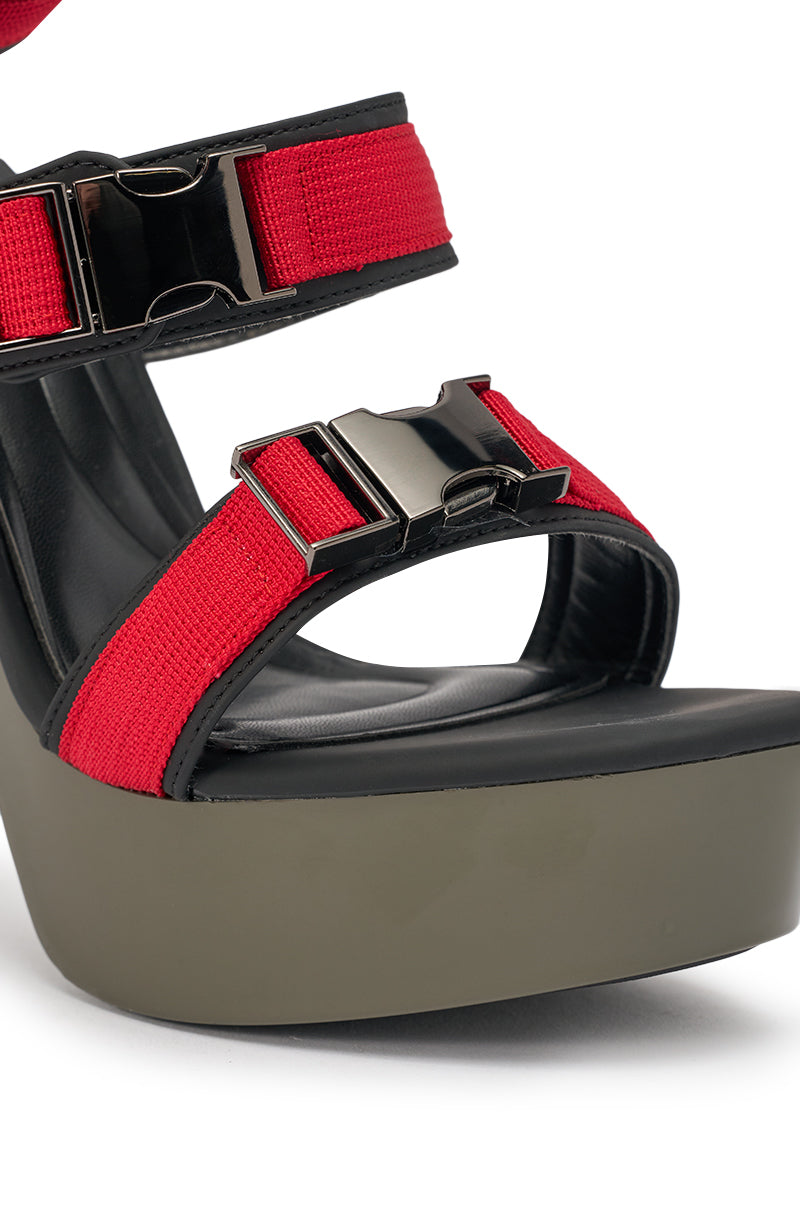 AZALEA WANG RAYLYN RED PLATFORM CHUNKY SANDAL