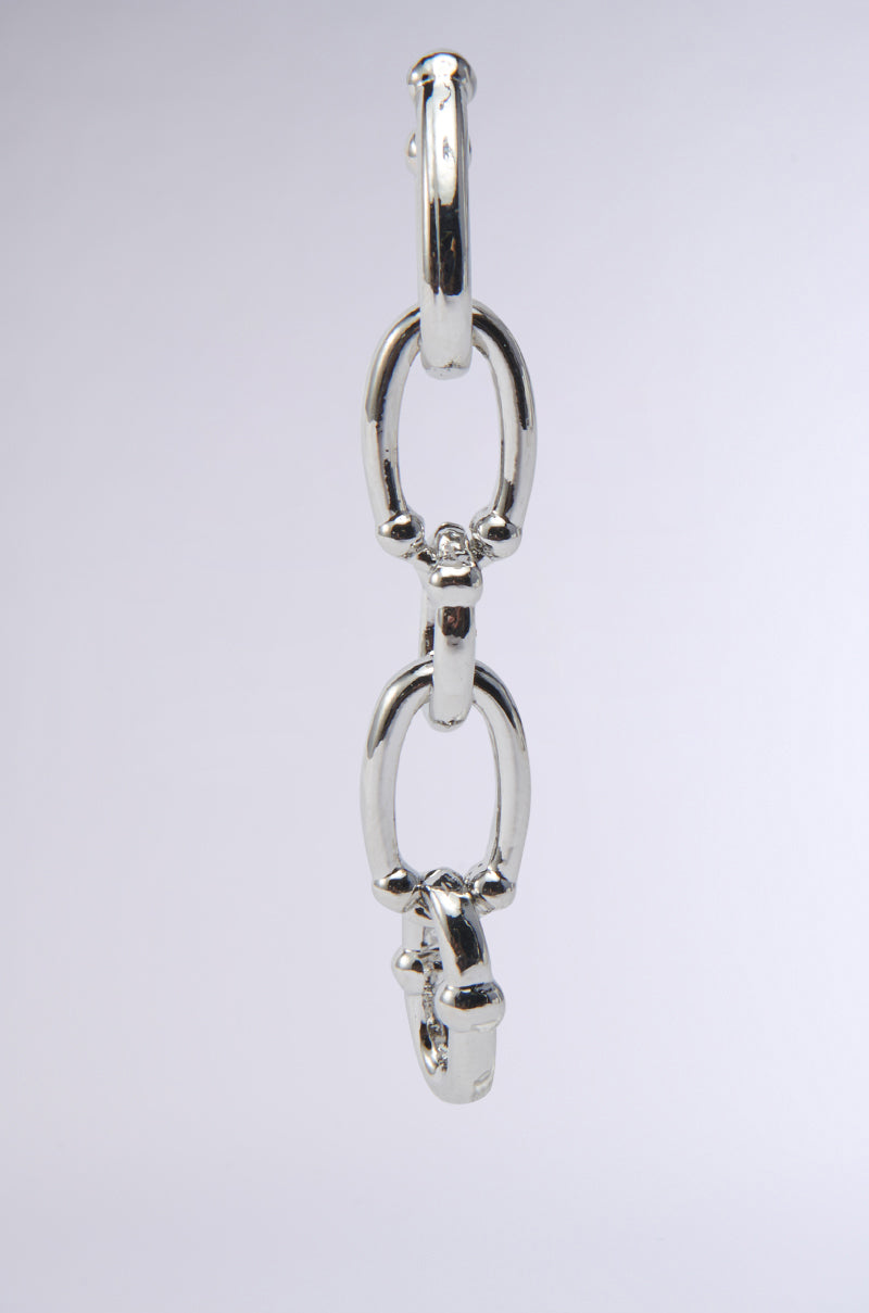 MOD GAL EARRING