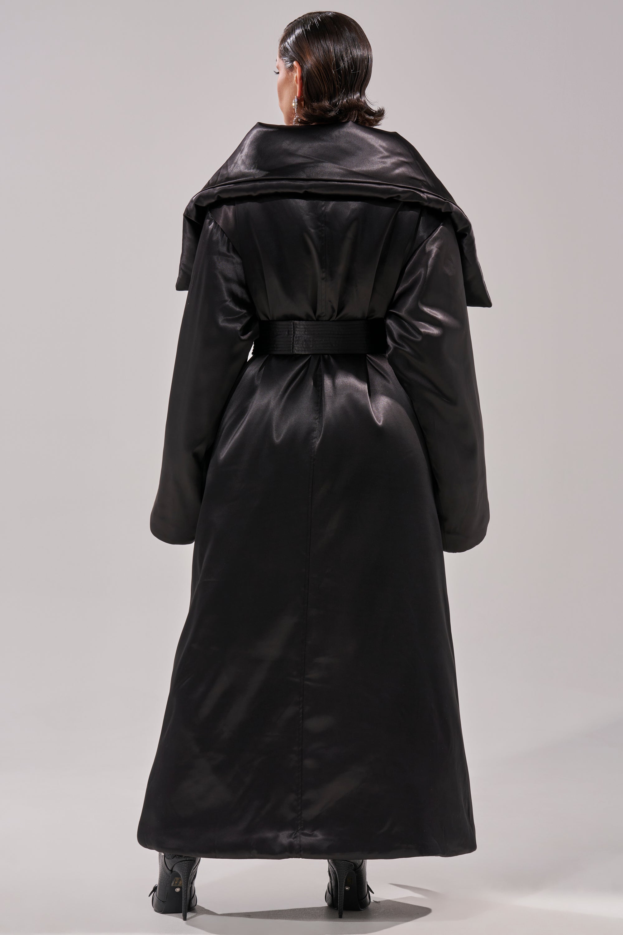 THE MOMENT SATIN PUFFER TRENCH