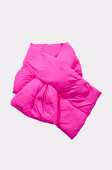 WRAPPED UP PUFFER SCARF IN PINK