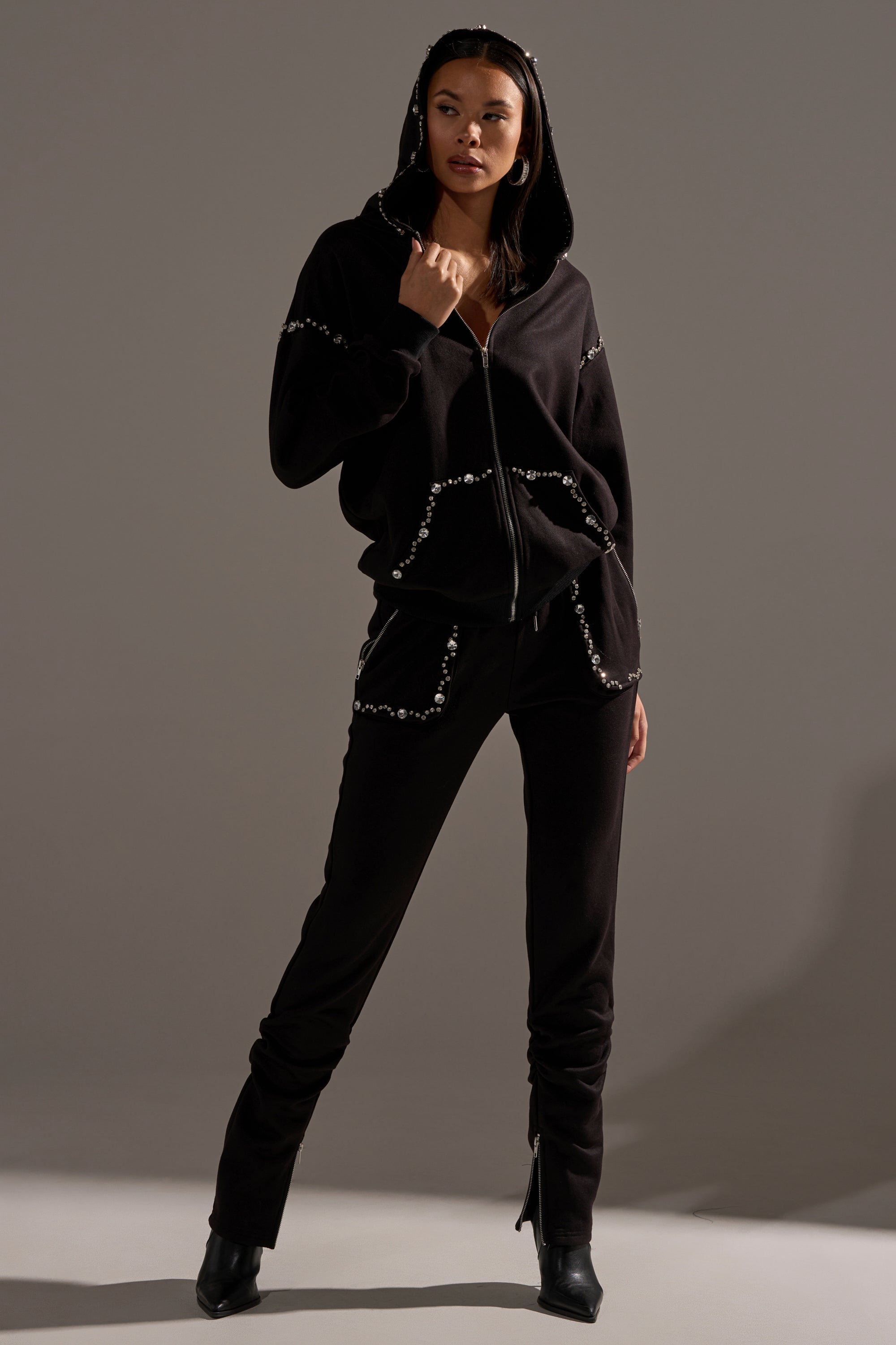 COZY HOLIDAY RHINESTONE ZIP UP SWEATSHIRT IN BLACK