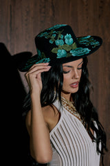 IN THE FIELD APPLIQUE BRIM HAT