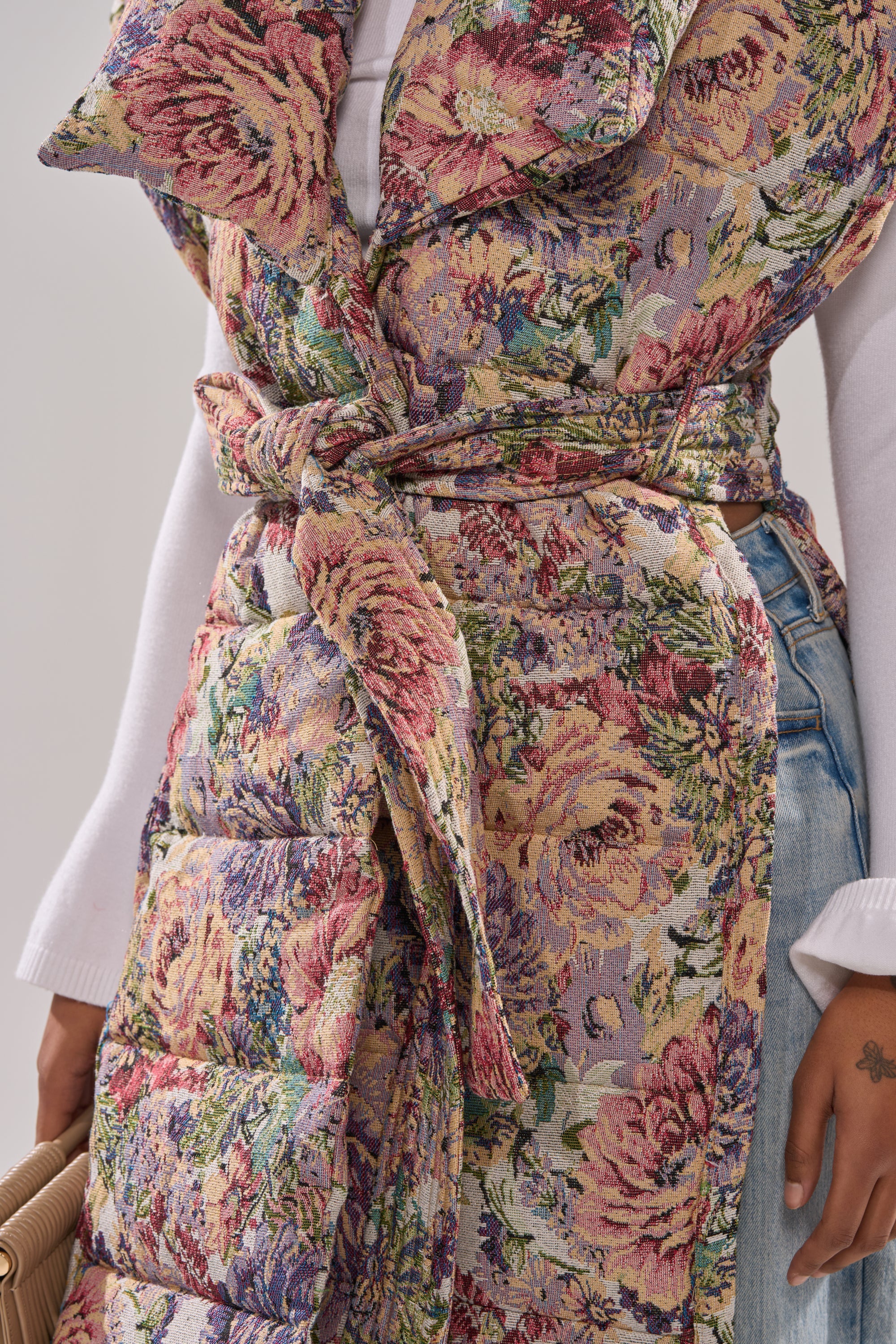 PILOT JONES LONGLINE PUFFER VEST IN TAPESTRY