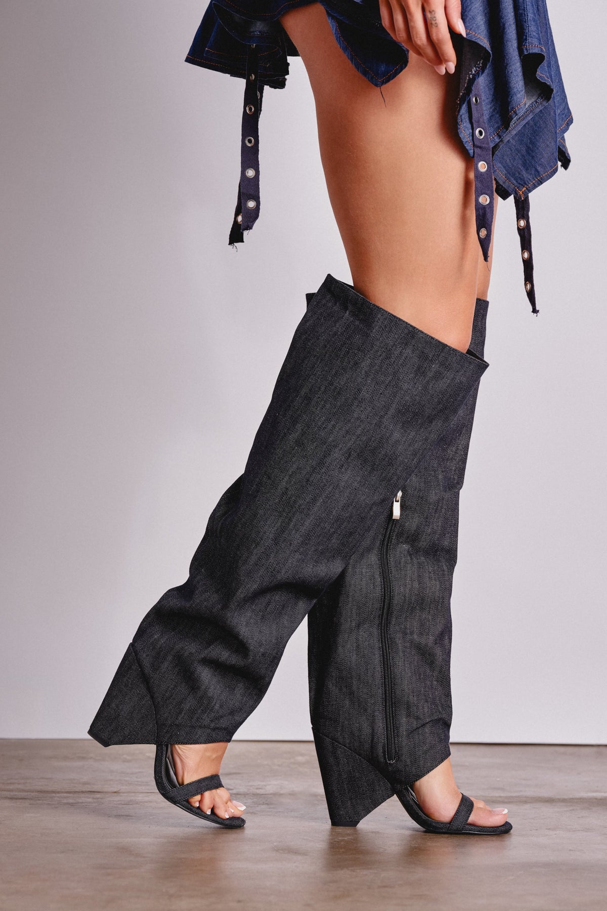 AZALEA WANG VEONA DARK DENIM OVER THE KNEE CHUNKY HEEL SANDAL