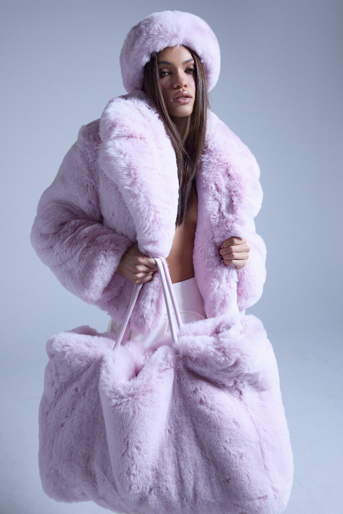 BB GURLLLL FAUX FUR TOTE