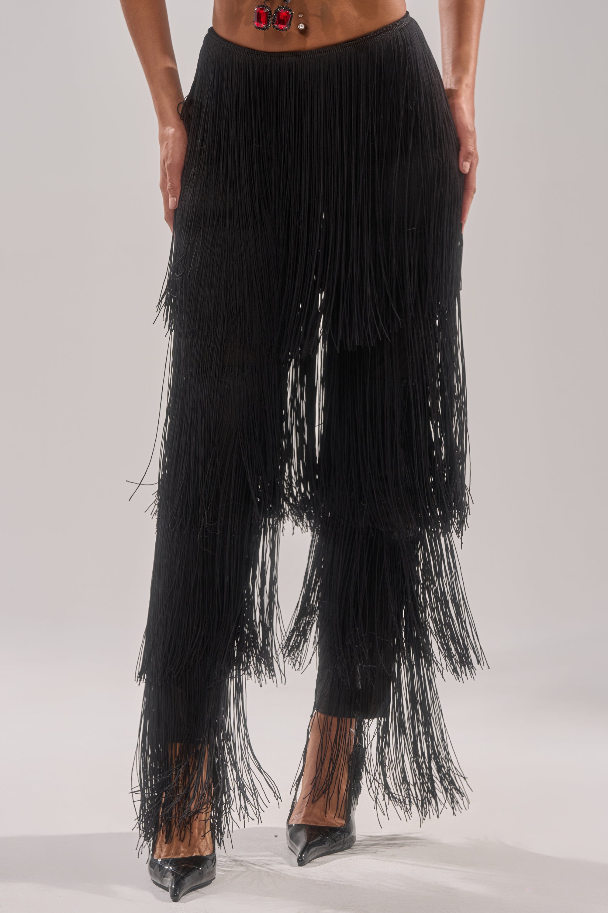 OH SO FRINGE PANTS IN BLACK