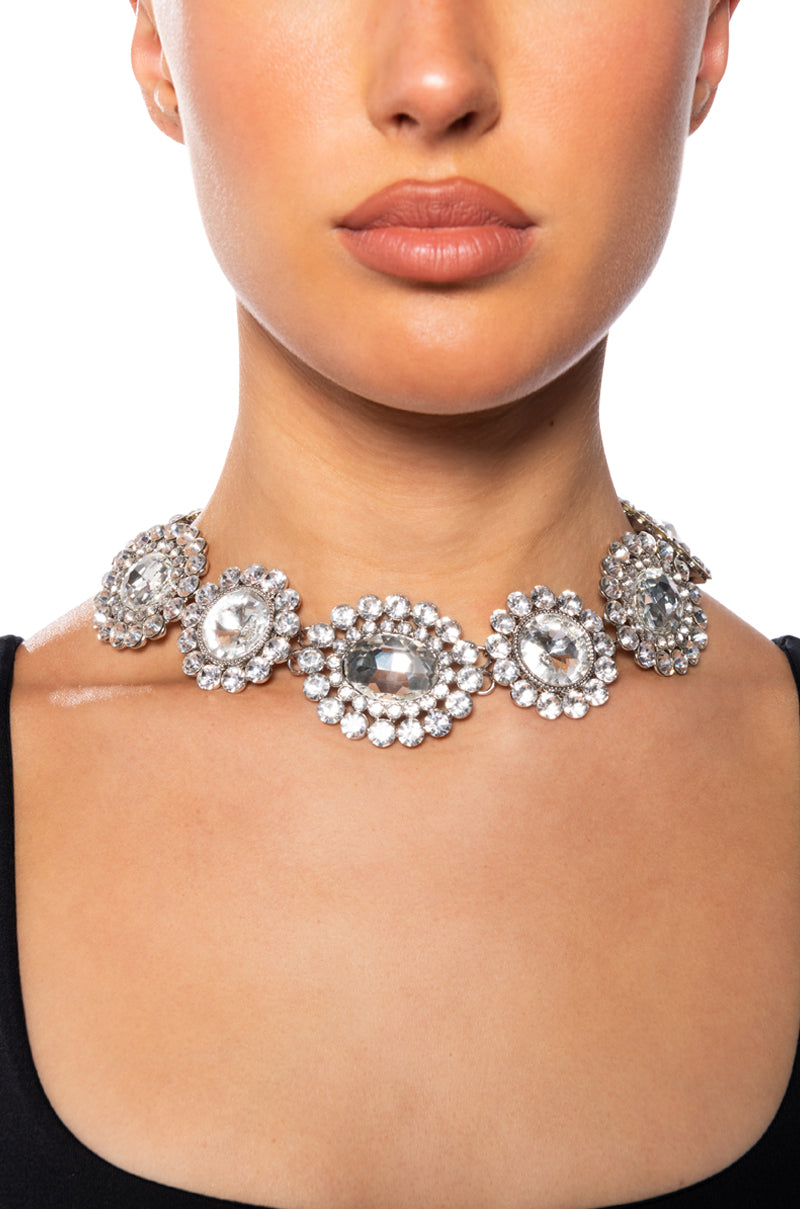 PRINCESS TREATMENT NECKLACE IN SILVER